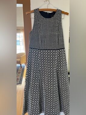 Ann Taylor Navy and White Geometric Midi Dress